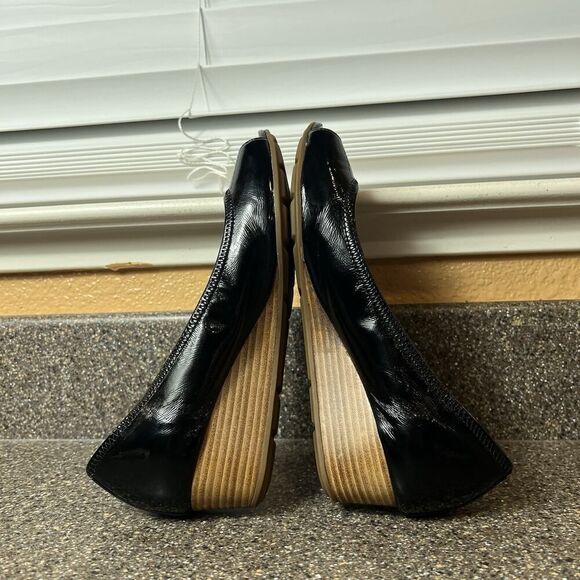 Cole Haan Air Womens 6.5 B Wedge Heel Slip On Pump Black Patent Leather Peep Toe - Picture 6 of 11